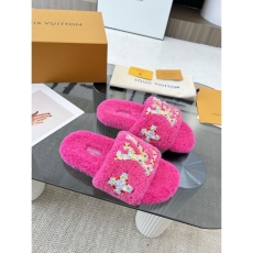 Louis Vuitton Slippers